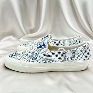 Vans OG Authentic LX Kith Azulejo Tile White Blue Men’s Size 10.5 Sneaker shoes